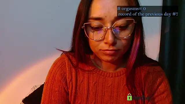 Hot Candy  online show from September 2025 03:45:02 AM