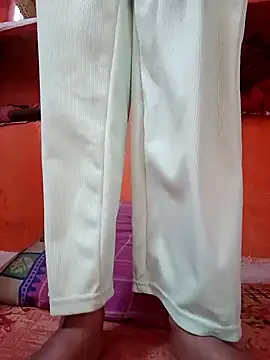 Snapshot of Mangla_Bhabhi chatting on March 2025 06:03:02 AM Mangla Bhabhi online show from March 2025 06:03:02 AM