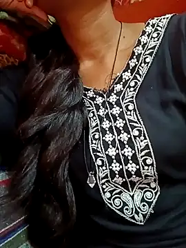 Snapshot of Mangla_Bhabhi chatting on November 2025 03:08:02 AM Mangla Bhabhi online show from November 2025 03:08:02 AM