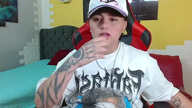 isabeautyx19 online show from February 2026 08:16:01 PM