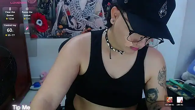 Snapshot of isabeautyx19 chatting on May 2026 03:07:01 PM isabeautyx19 online show from May 2026 03:07:01 PM
