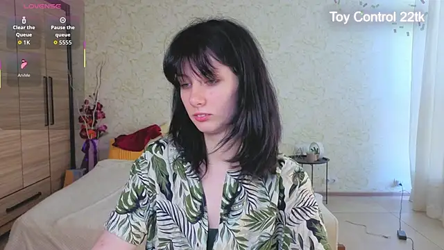 Snapshot of JulisSweet chatting on June 2026 07:17:01 AM JulisSweet online show from June 2026 07:17:01 AM