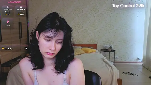Snapshot of JulisSweet chatting on July 2026 10:54:01 AM JulisSweet online show from July 2026 10:54:01 AM