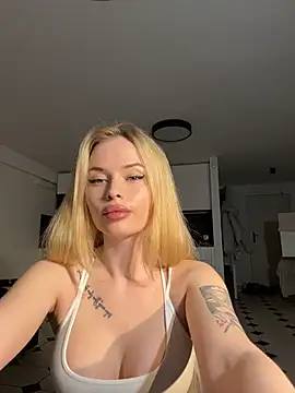 Vladamais online show from April 2026 05:07:02 PM