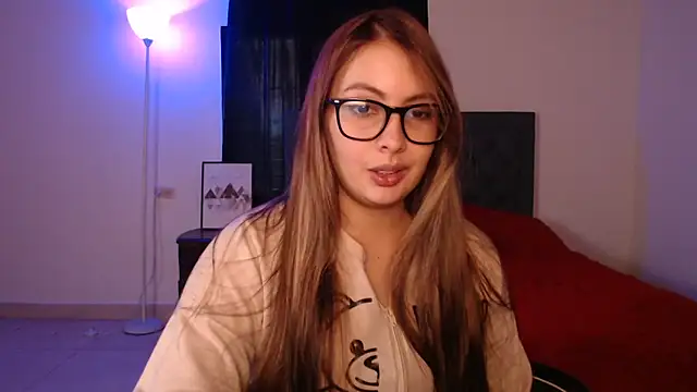 lalawhitte online show from March 2026 05:05:02 PM