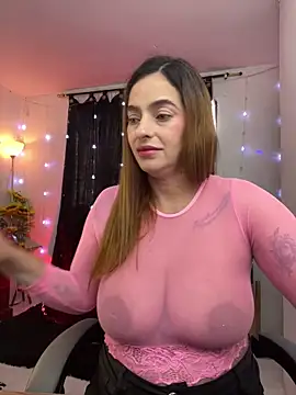 Snapshot of Alessandra_Schmoll chatting on December 2025 01:42:01 PM Alessandra Schmoll online show from December 2025 01:42:01 PM