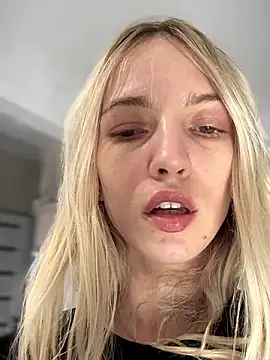 Snapshot of Adelina0001 chatting on December 2024 05:04:02 AM Adelina0001 online show from December 2024 05:04:02 AM