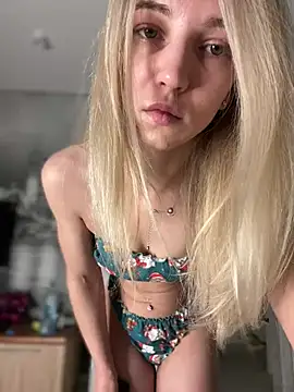 Snapshot of Adelina0001 chatting on December 2024 04:36:01 PM Adelina0001 online show from December 2024 04:36:01 PM