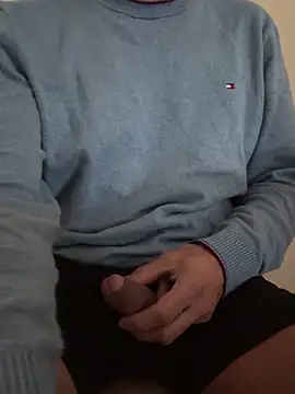 Snapshot of rhuh3991 chatting on December 2024 11:32:02 AM rhuh3991 online show from December 2024 11:32:02 AM