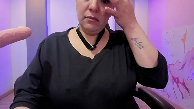 Snapshot of Sammy_owens_ chatting on June 2026 12:20:01 PM Sammy owens online show from June 2026 12:20:01 PM