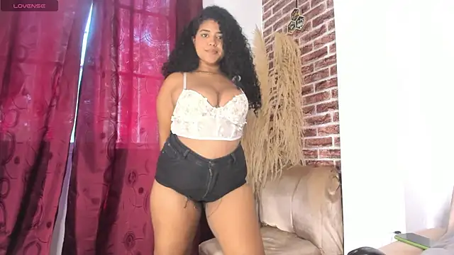 sharlot evans  online show from April 2026 03:42:02 PM