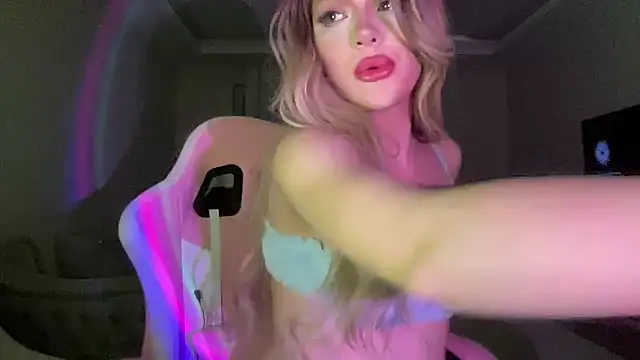 petitebeauty online show from April 2026 08:10:01 PM