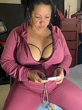Snapshot of CamelliaLong chatting on July 2026 05:56:02 AM CamelliaLong online show from July 2026 05:56:02 AM