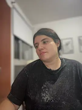 horny roomiess online show from April 2026 11:31:02 PM