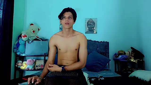 Snapshot of Liamscott_ chatting on February 2026 04:02:02 PM Liamscott online show from February 2026 04:02:02 PM