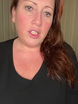 xsexycurvymilf online show from December 2025 03:31:01 PM