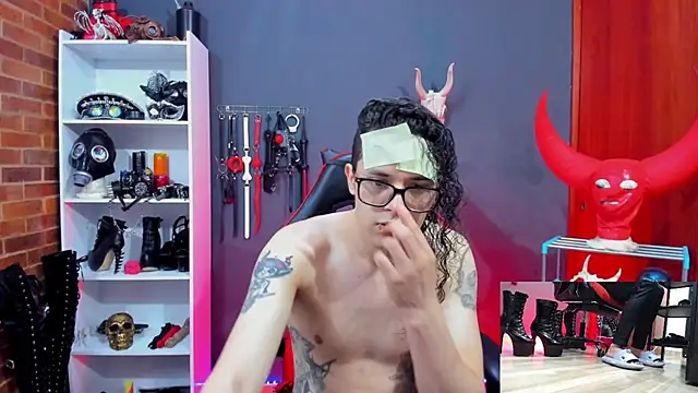 daven56 online show from April 2026 01:14:02 PM