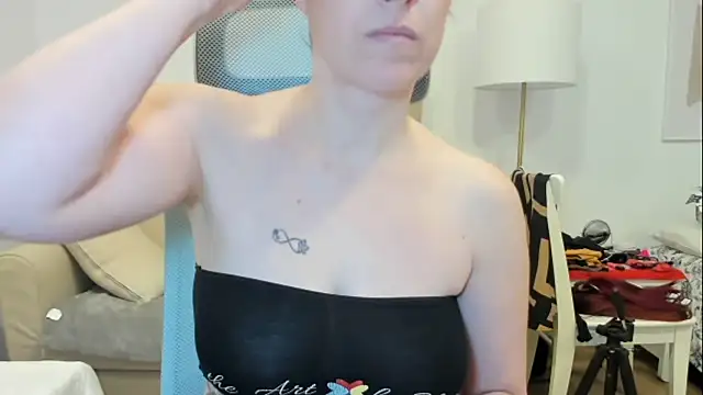 emmita69  online show from March 2026 05:46:02 AM