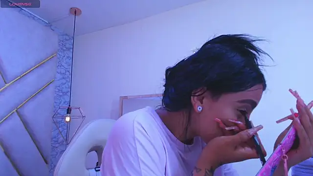 Snapshot of Andreita_Jones chatting on June 2026 11:44:01 AM Andreita Jones online show from June 2026 11:44:01 AM