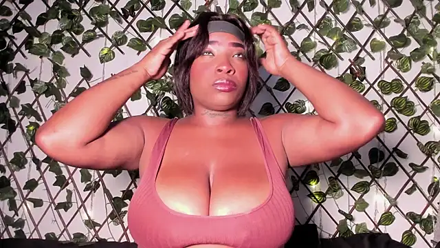 AlondraFerri1 online show from December 2025 03:00:02 AM