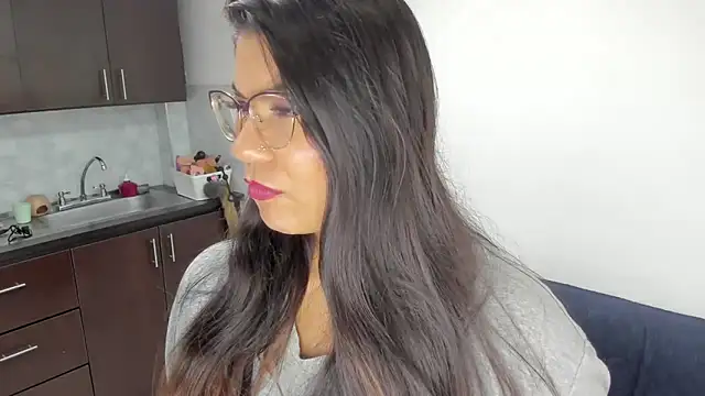 Luna Dumont online show from March 2026 10:59:01 AM