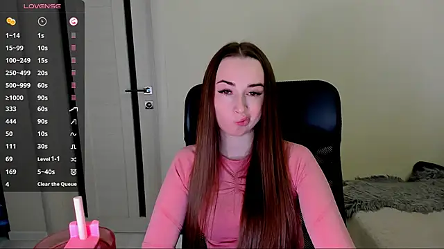 Kimmberr online show from November 2025 04:12:01 AM