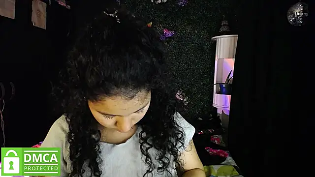 Mr MrsCurie online show from March 2026 11:33:01 PM