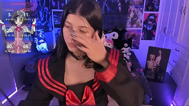 LanaKyutt online show from April 2026 07:22:01 PM