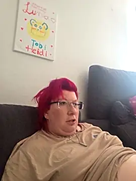 dieGeile0411 online show from April 2026 07:20:01 AM