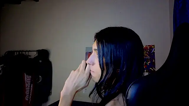 Snapshot of angelitofemboy chatting on November 2025 02:33:01 AM angelitofemboy online show from November 2025 02:33:01 AM