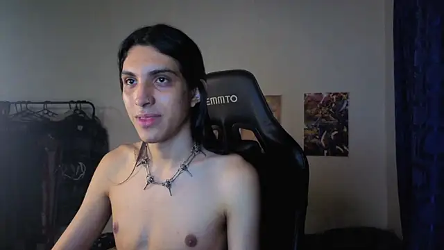 Snapshot of angelitofemboy chatting on November 2025 01:15:01 AM angelitofemboy online show from November 2025 01:15:01 AM