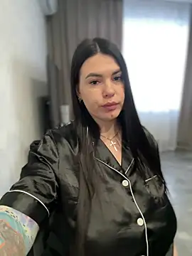 HugeBoobs- online show from February 2025 02:04:01 PM