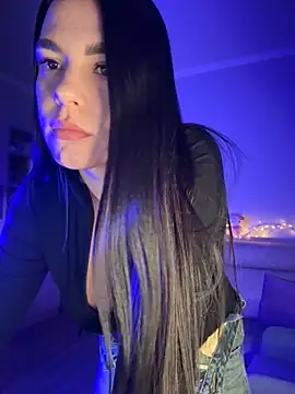 HugeBoobs- online show from October 2025 03:34:01 PM