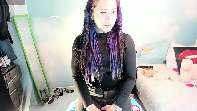 Nata bernett online show from November 2025 04:21:02 PM