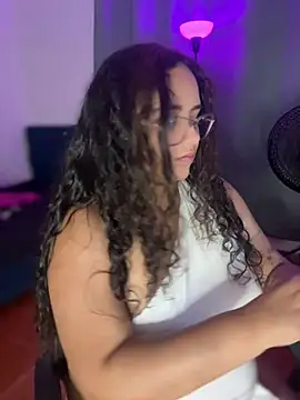 CurlyGirl 1 online show from April 2026 02:31:01 AM