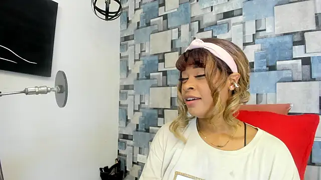 Snapshot of angel_dthroatt chatting on April 2026 12:08:02 PM angel dthroatt online show from April 2026 12:08:02 PM