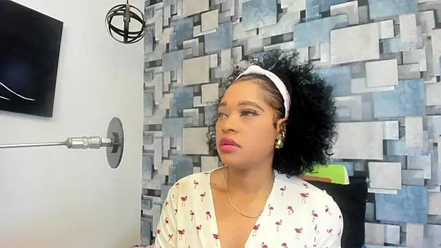 Snapshot of angel_dthroatt chatting on May 2026 12:12:02 PM angel dthroatt online show from May 2026 12:12:02 PM