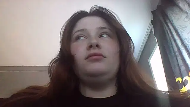 Snapshot of Light_Luna chatting on June 2026 07:34:01 AM Light Luna online show from June 2026 07:34:01 AM