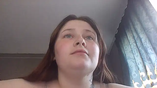 Snapshot of Light_Luna chatting on June 2026 01:04:02 PM Light Luna online show from June 2026 01:04:02 PM