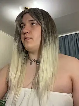 EvaMiron online show from March 2026 03:18:01 PM