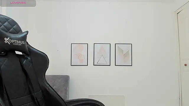 natalia curvy1 online show from March 2026 05:51:02 PM