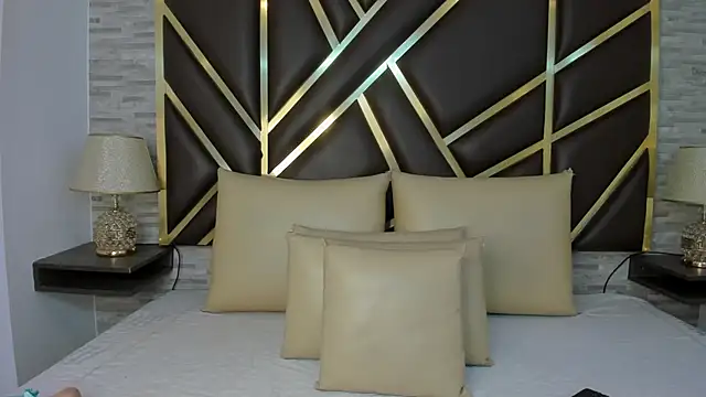 ValeriaRioz online show from April 2026 11:44:01 AM