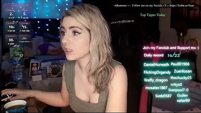 Lisaonthemoon online show from July 2026 06:13:01 PM