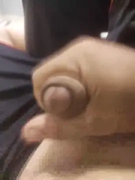 Snapshot of dredre1069 chatting on March 2026 02:05:02 AM dredre1069 online show from March 2026 02:05:02 AM