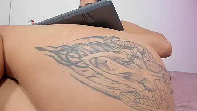 Snapshot of little_sam_ chatting on December 2024 06:10:02 AM little sam online show from December 2024 06:10:02 AM