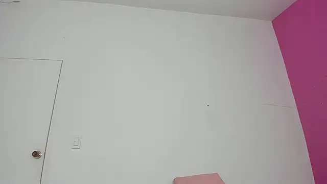 Snapshot of little_sam_ chatting on March 2025 03:07:01 AM little sam online show from March 2025 03:07:01 AM