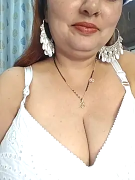 Dianaa9 online show from April 2026 04:48:01 PM