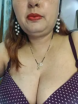 Dianaa9 online show from April 2026 07:12:02 PM