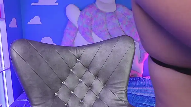 miss keisi online show from February 2026 06:08:02 PM