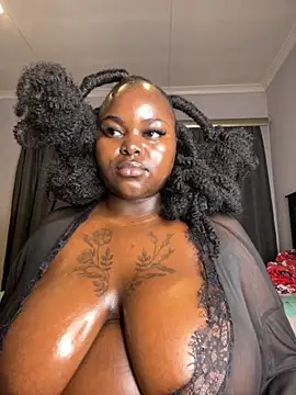 Snapshot of Honeycoco0211 chatting on June 2026 08:58:01 PM Honeycoco0211 online show from June 2026 08:58:01 PM